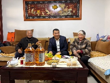 【長田動態(tài)】情暖重陽！長田實業(yè)攜愛入戶，把關懷送到員工長輩身邊